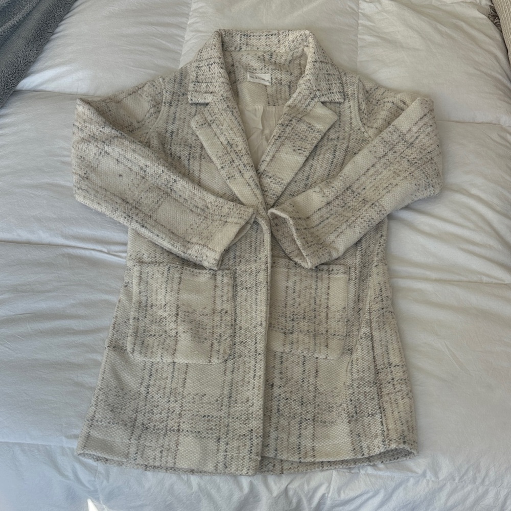 Chic Cream Plaid Women's Blazer